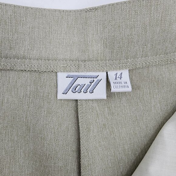 Tail Size 14 Womens Heathered Light Green Microfiber Pleated Front Shorts - Picture 3 of 7
